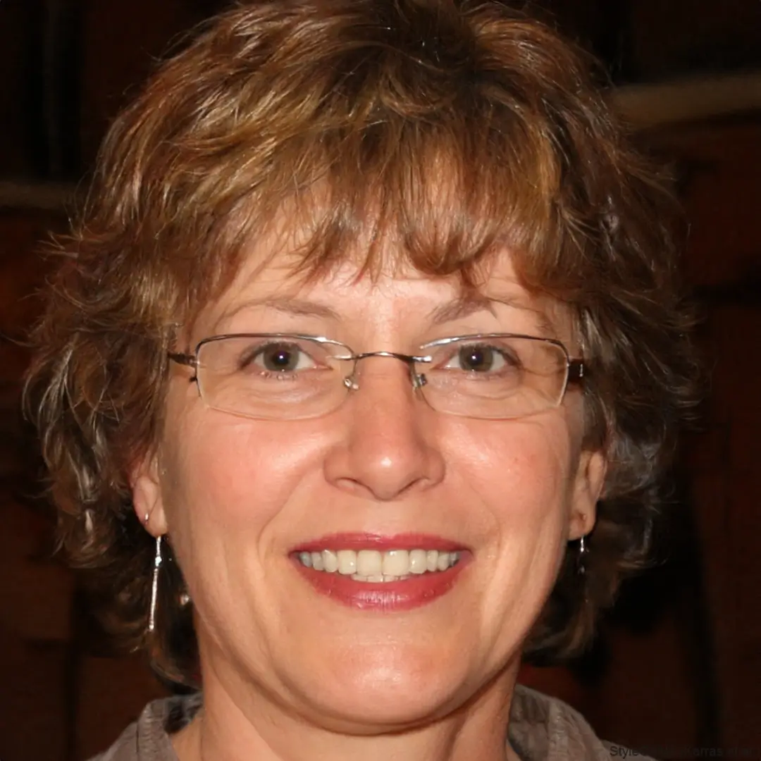 Raquel Klein, psicóloga especializada en Psiconeurofisiología con más de 25 años atendiendo pacientes con síntomas físicos.  